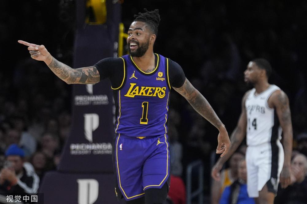 在中场与若 在中场与若